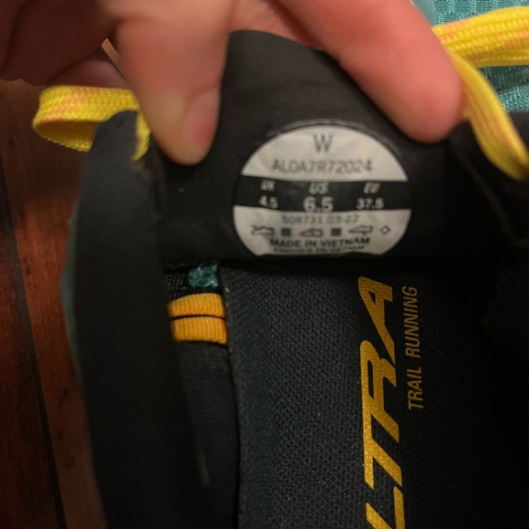 Altra Teal and Yellow Trail Running Shoes - Picture 4 of 4